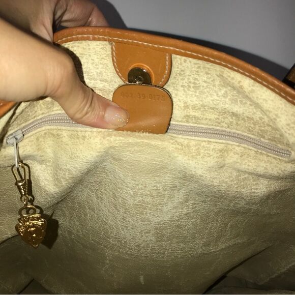 Gucci Floral Tan and Brown Tote Bag - Picture 9 of 16